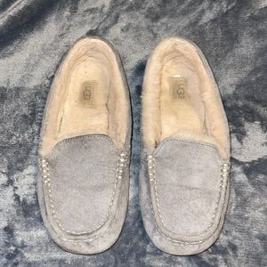 Ugg slippers women’s